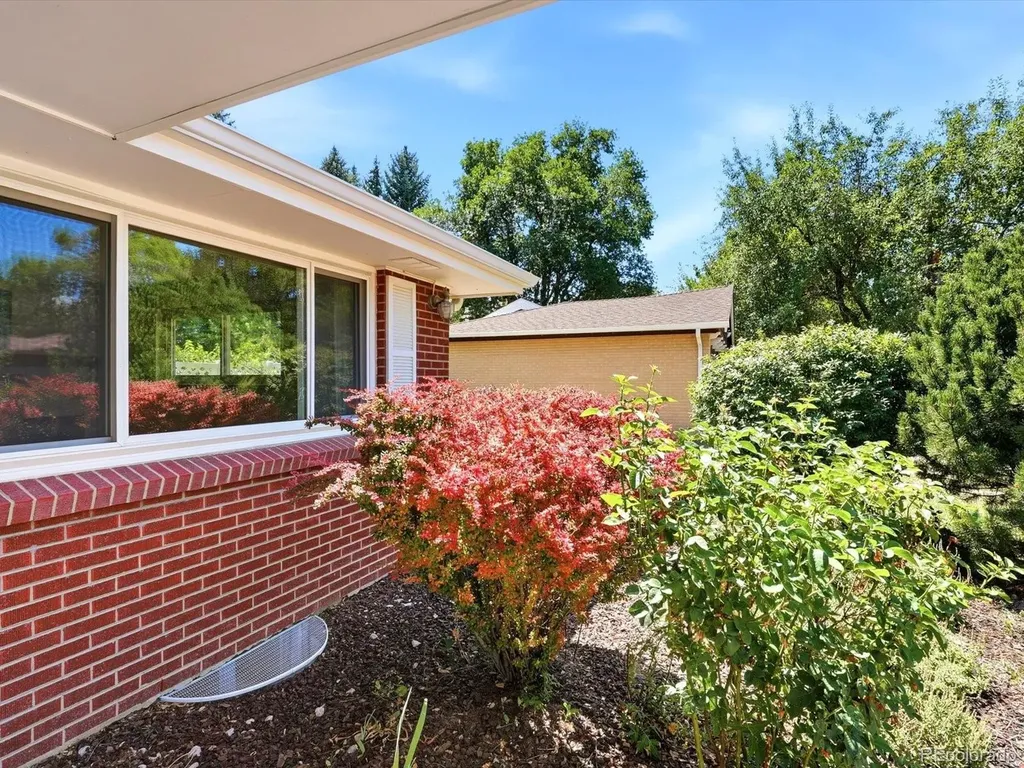 6022 Nelson Street Arvada CO 80004