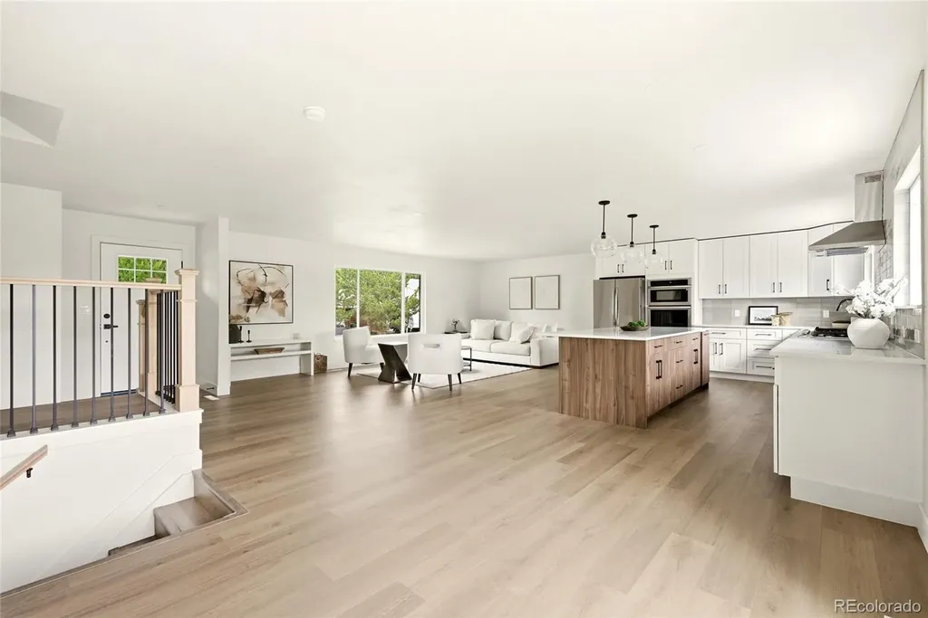 8520 W Virginia Avenue Lakewood CO 80226