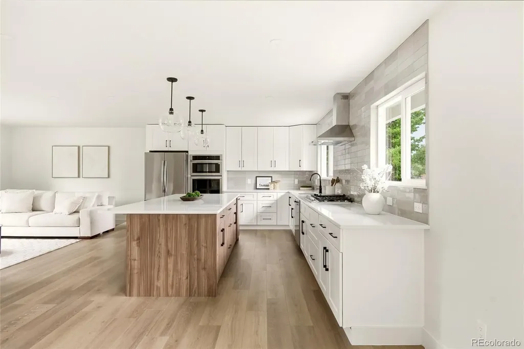 8520 W Virginia Avenue Lakewood CO 80226