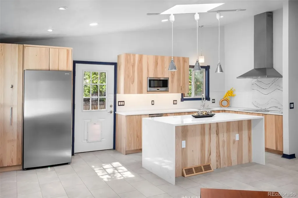 8866 Estes Street Broomfield CO 80021