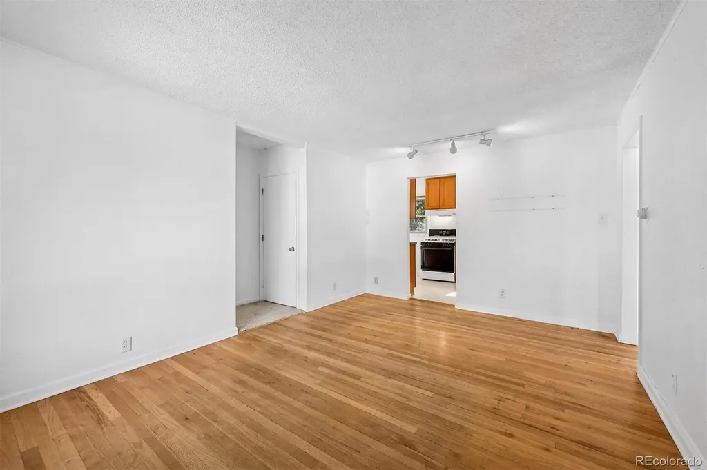 4564 S Pennsylvania Street Englewood CO 80113