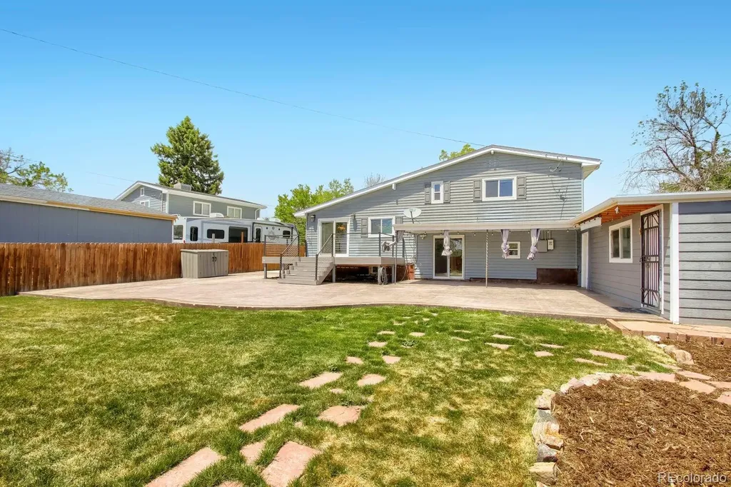 6227 Vance Street Arvada CO 80003