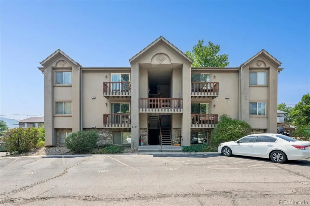 8477 S Reed Street Littleton CO 80128