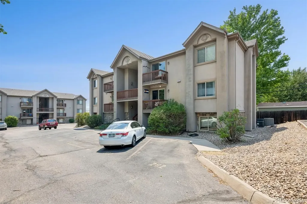8477 S Reed Street Littleton CO 80128