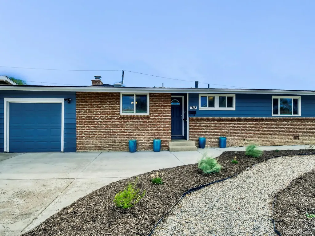 7888 Applewood Lane Denver CO 80221