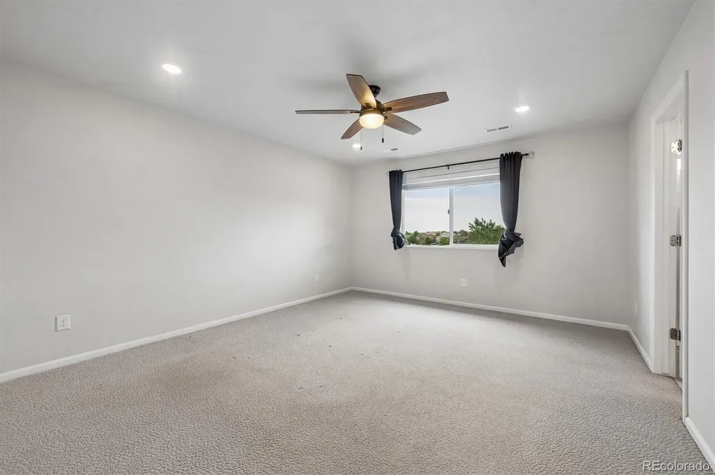 4126 S Netherland Circle Aurora CO 80013