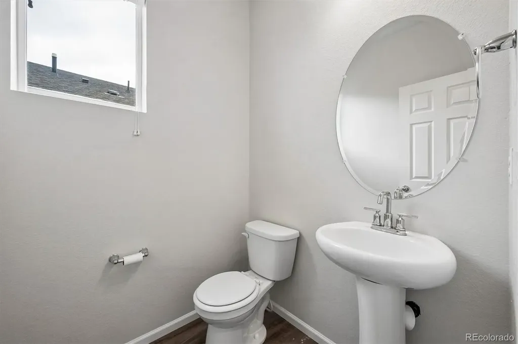 4126 S Netherland Circle Aurora CO 80013