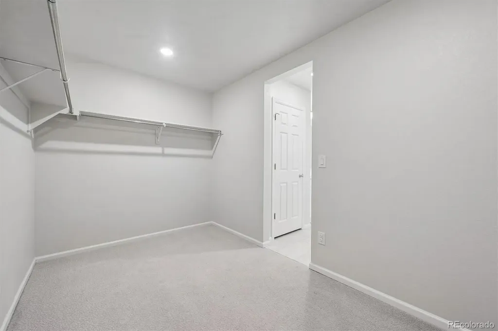 4126 S Netherland Circle Aurora CO 80013