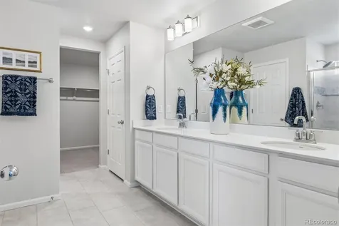 4126 S Netherland Circle Aurora CO 80013