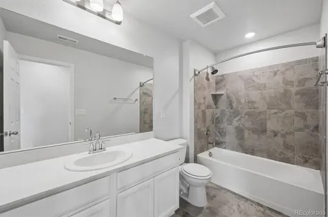 4126 S Netherland Circle Aurora CO 80013