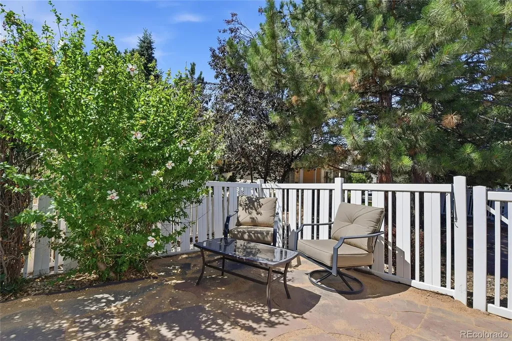 4702 Nelson Drive Broomfield CO 80023