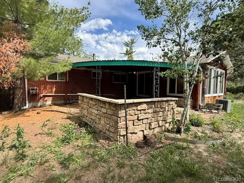 6621 S Logan Street Littleton CO 80121