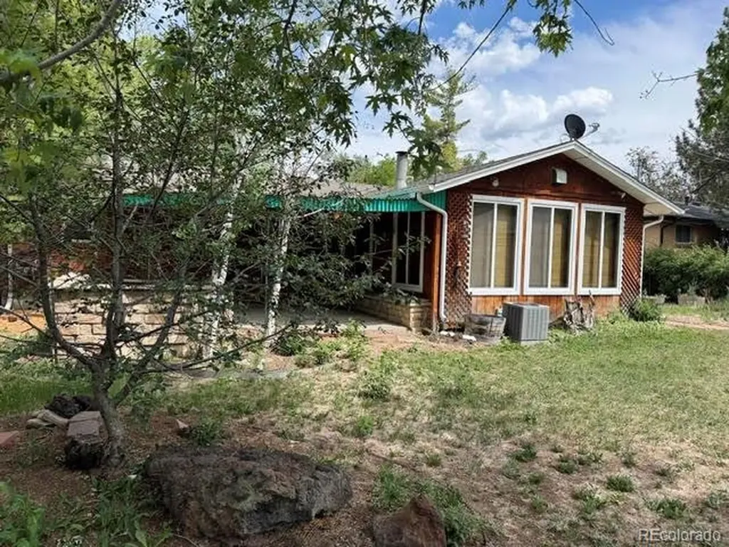 6621 S Logan Street Littleton CO 80121