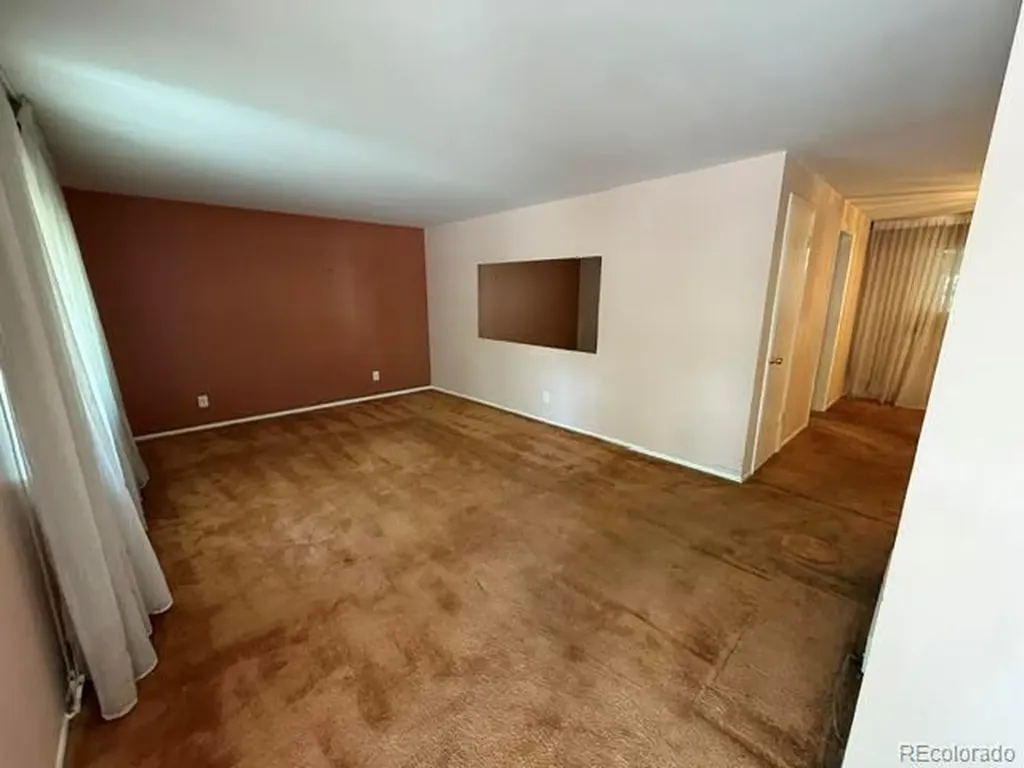 6621 S Logan Street Littleton CO 80121