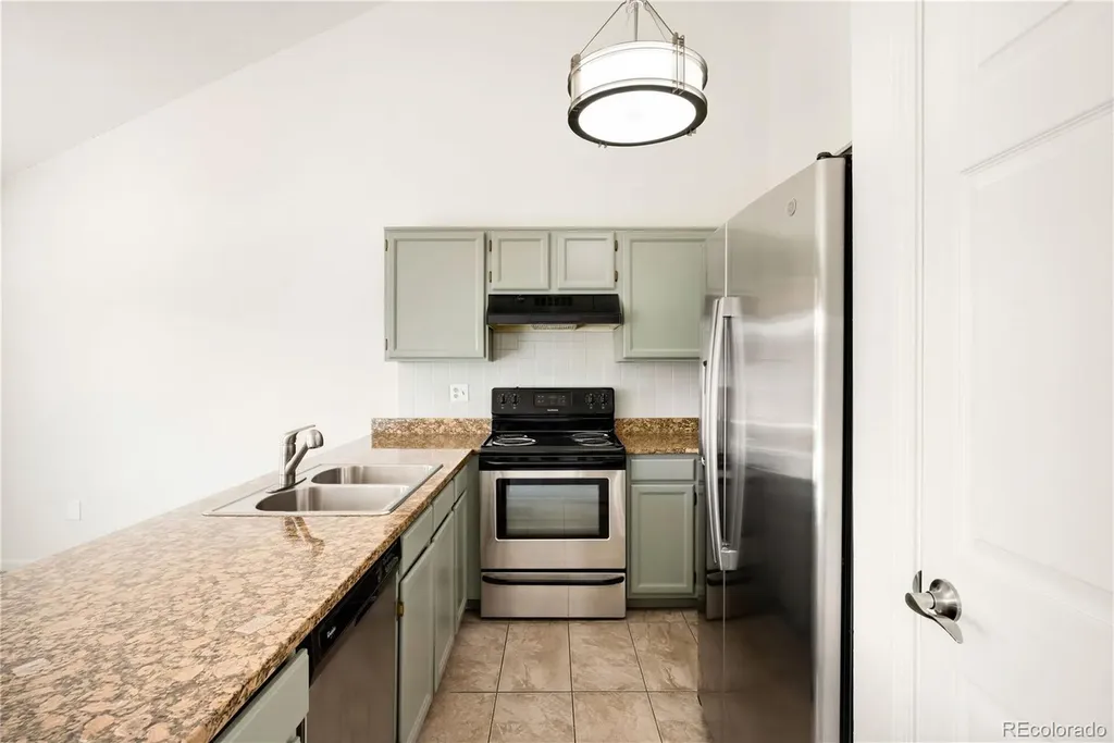3120 S Halifax Street Aurora CO 80013