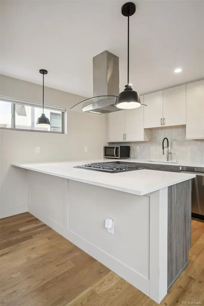 1386 Zenobia Street Denver CO 80204