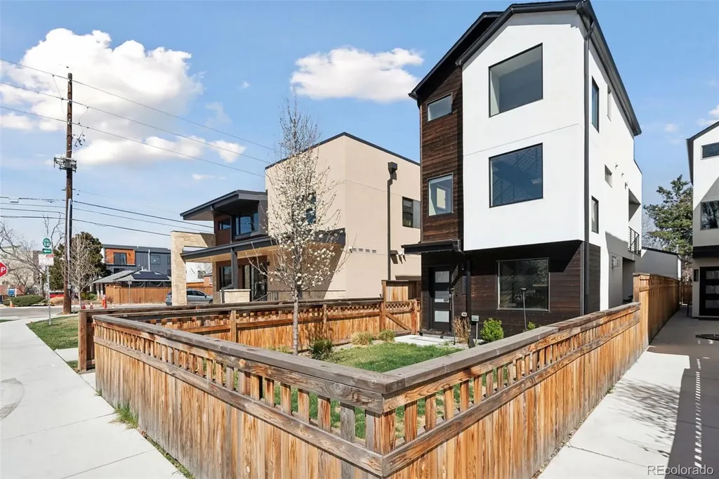 1386 Zenobia Street Denver CO 80204