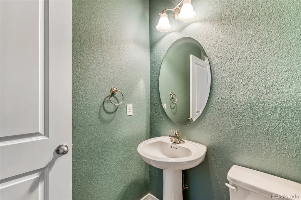 12852 N Jasmine Street Thornton CO 80602