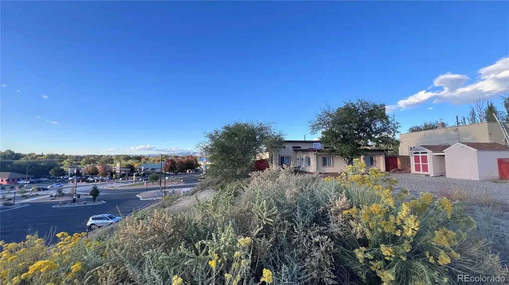 697 27 1/2 Court Grand Junction CO 81506
