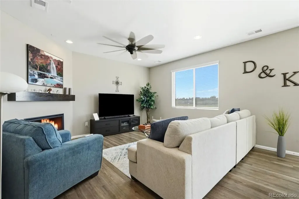 359 Vista Cliff Circle Castle Rock CO 80104