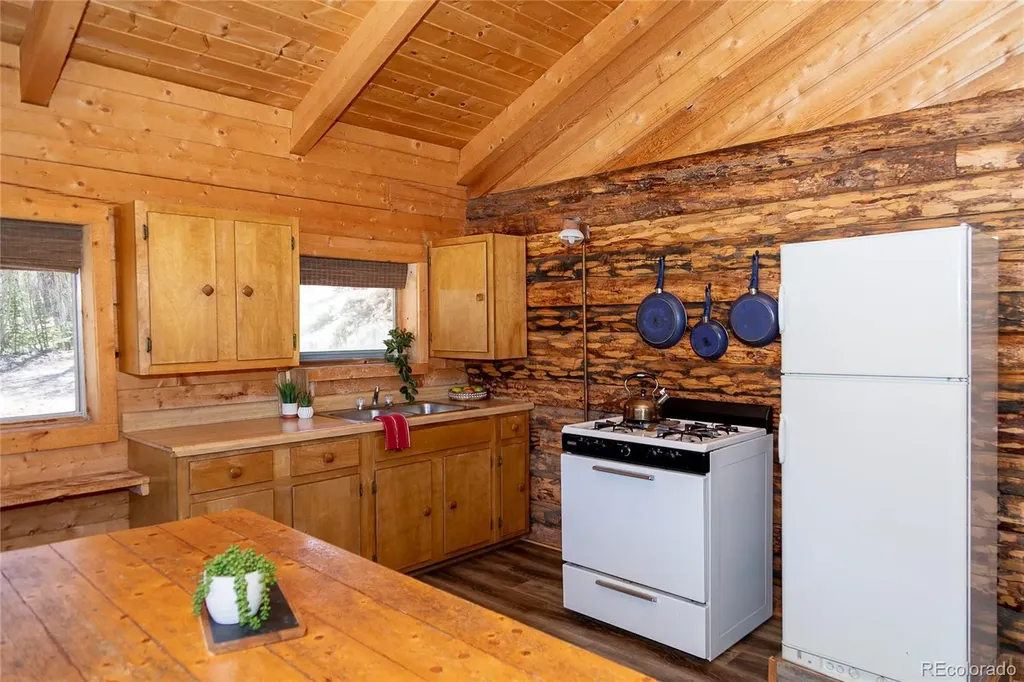 1001 County Road 17 Lake City CO 81235