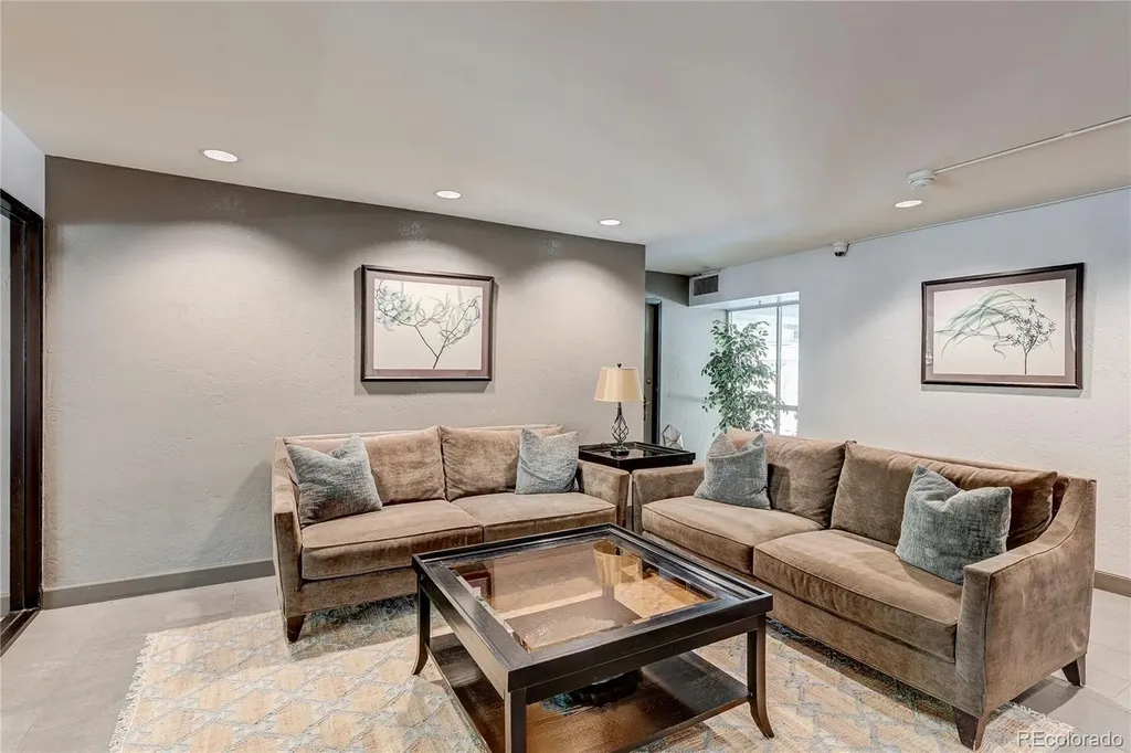 551 N Pearl Street Denver CO 80203
