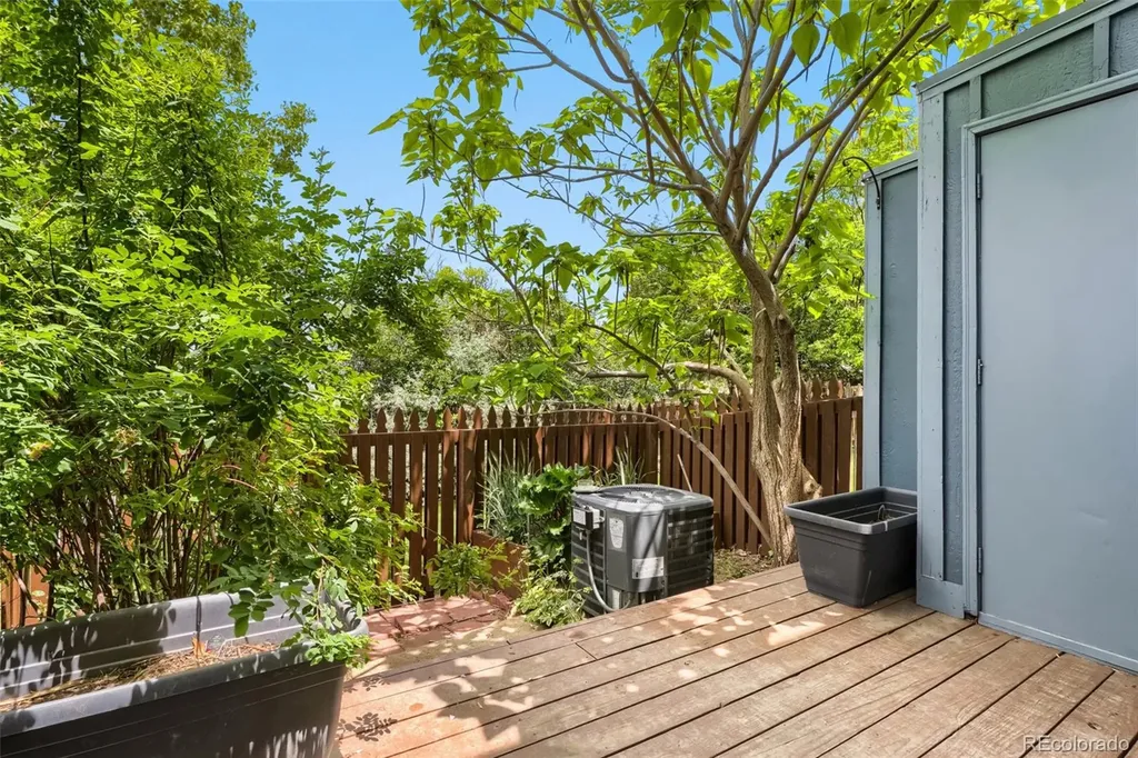 11913 E Kepner Drive Aurora CO 80012