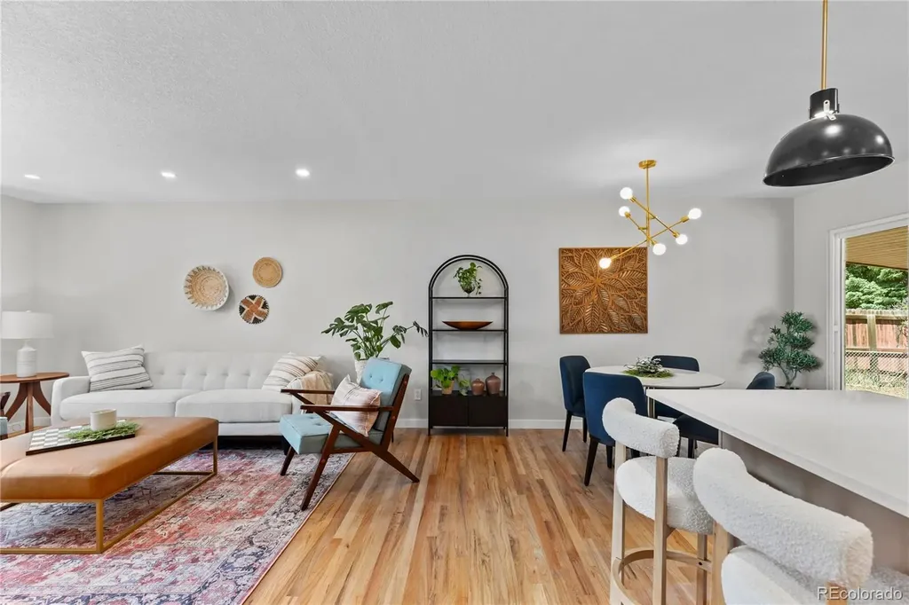 954 S Ivy Street Denver CO 80224