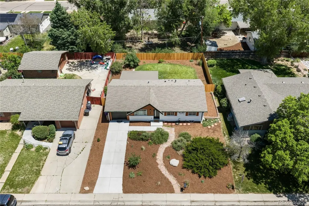 954 S Ivy Street Denver CO 80224