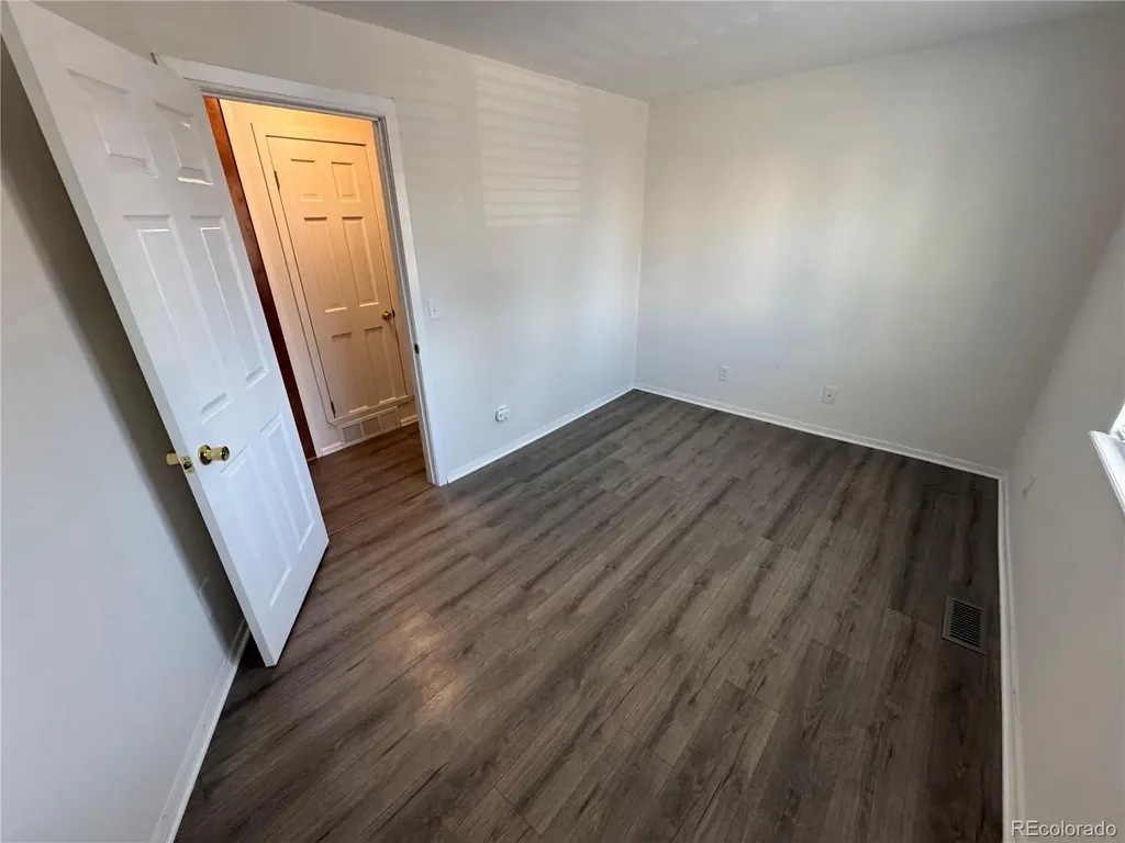 992 S Dearborn Way Aurora CO 80012