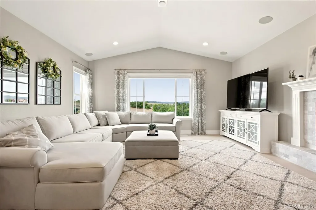10879 Red Sun Court Highlands Ranch CO 80126