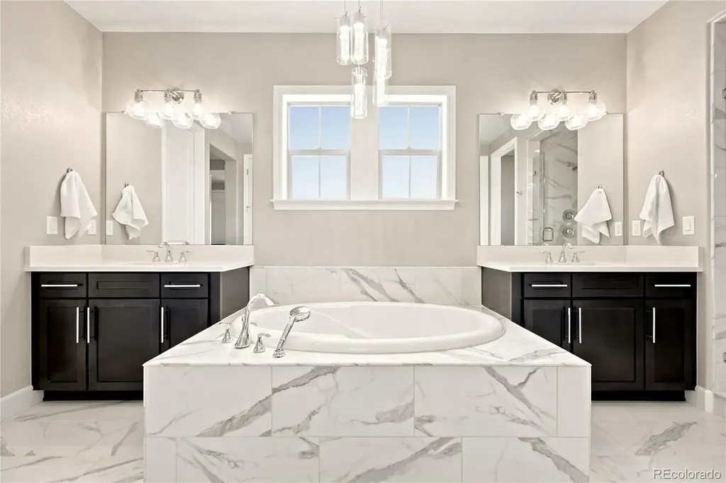 10879 Red Sun Court Highlands Ranch CO 80126