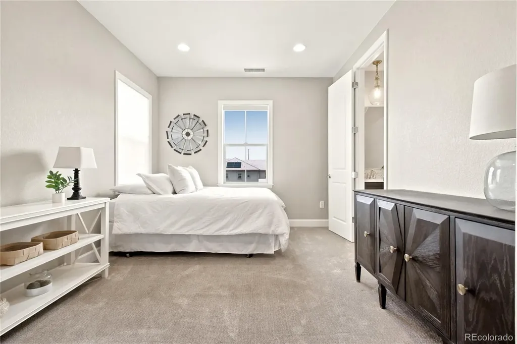 10879 Red Sun Court Highlands Ranch CO 80126