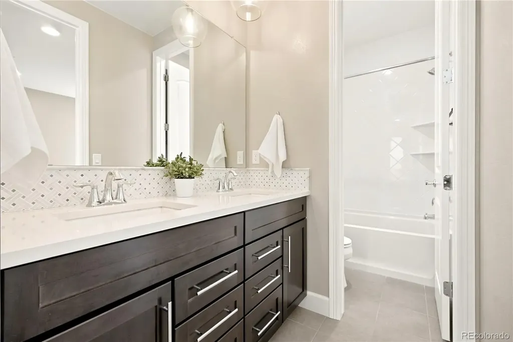 10879 Red Sun Court Highlands Ranch CO 80126