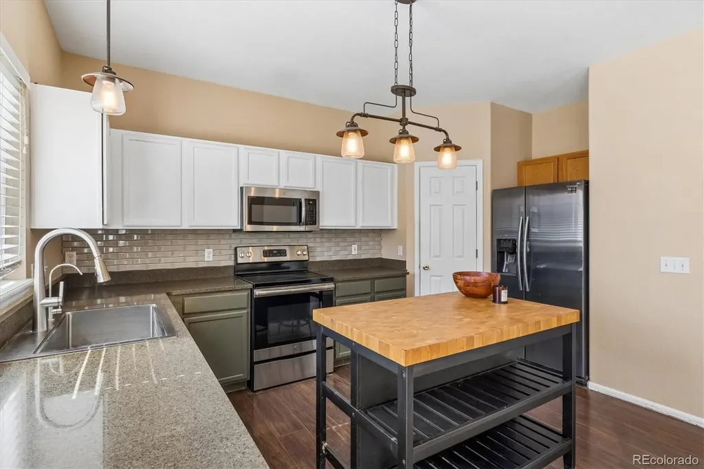 409 Lockwood Street Castle Rock CO 80104