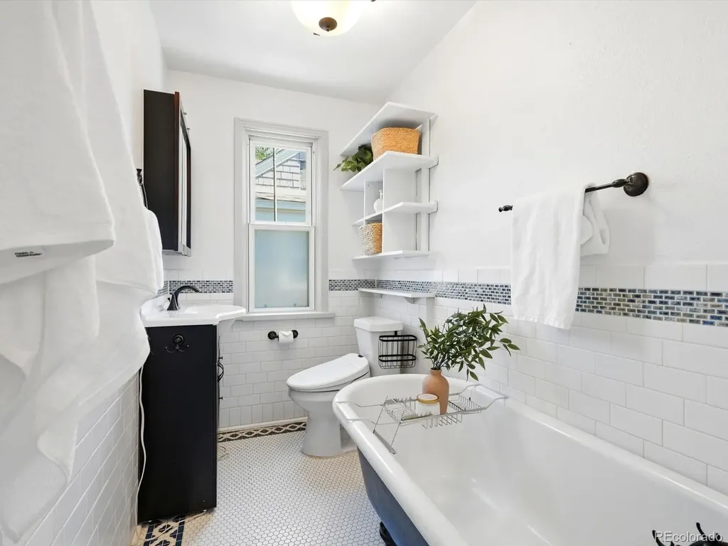 565 S Lincoln Street Denver CO 80209
