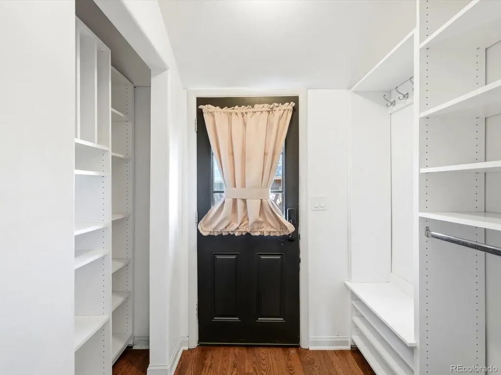 565 S Lincoln Street Denver CO 80209