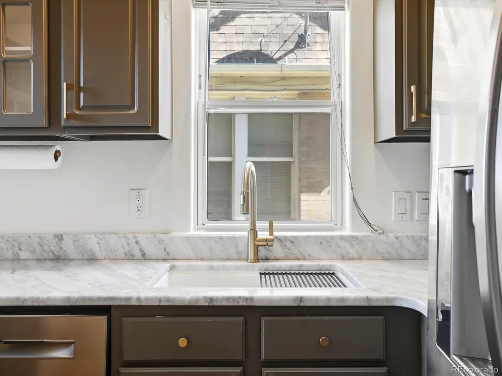 565 S Lincoln Street Denver CO 80209