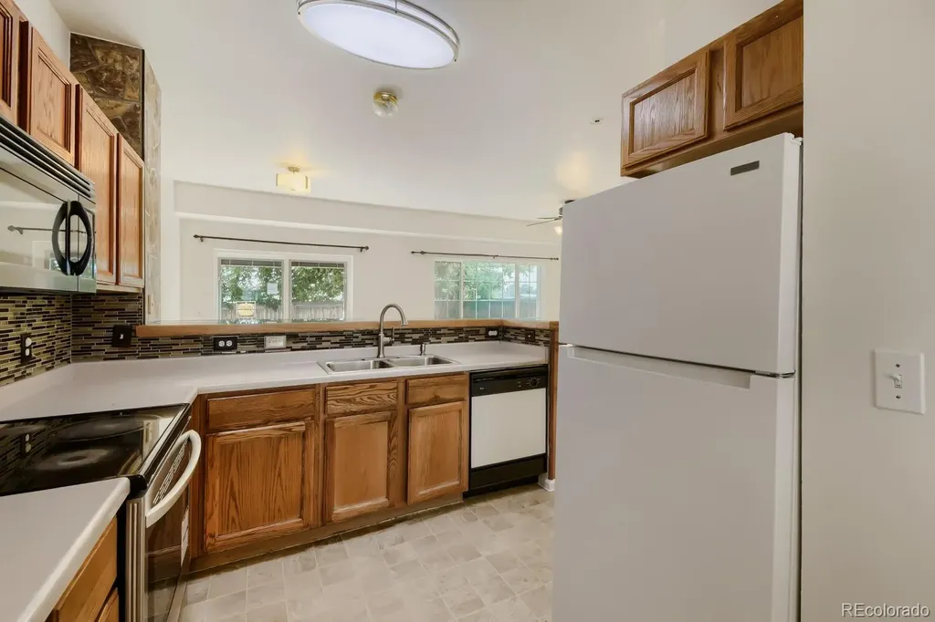 12324 E 2nd Drive Aurora CO 80011