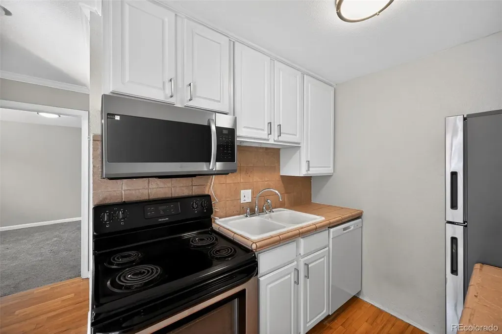 1242 Gaylord Street Denver CO 80206