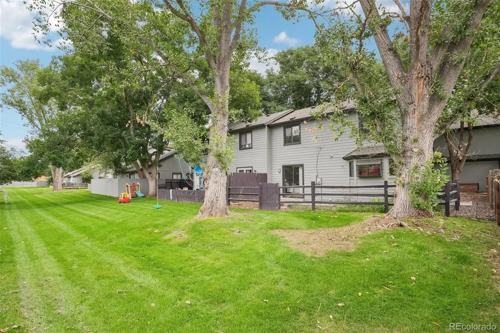 6321 Oak Court Arvada CO 80004