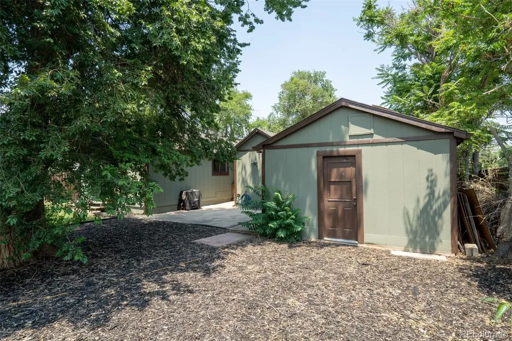 6740 E 76th Place Commerce City CO 80022
