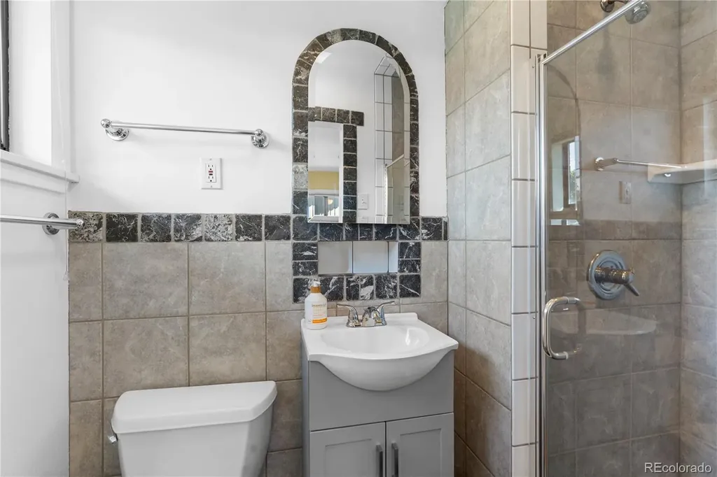 962 S Holly Street Denver CO 80246