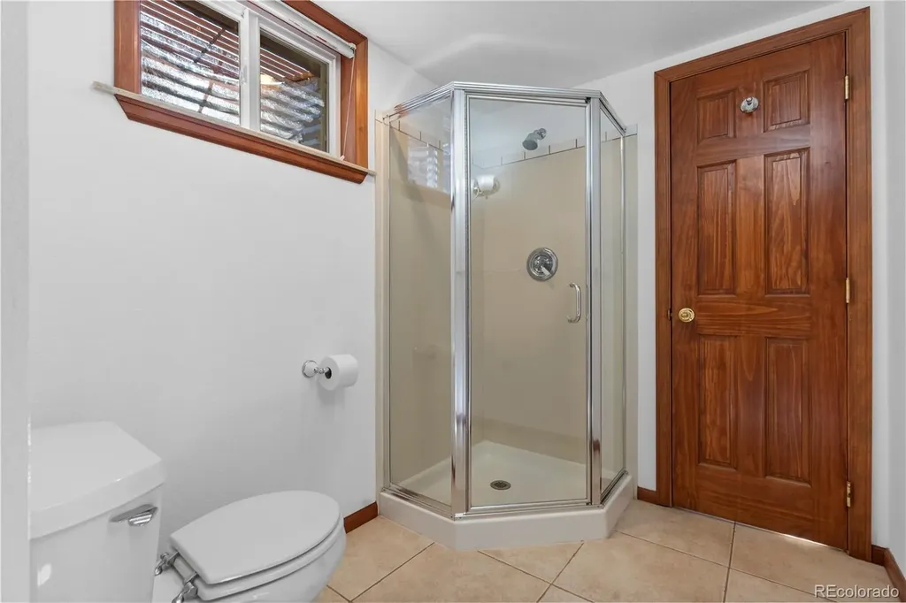962 S Holly Street Denver CO 80246