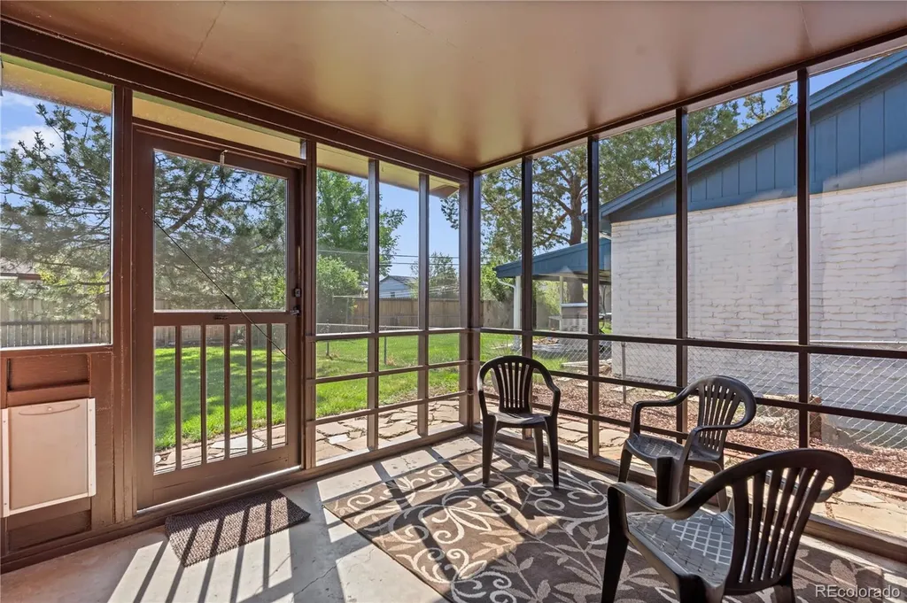 962 S Holly Street Denver CO 80246