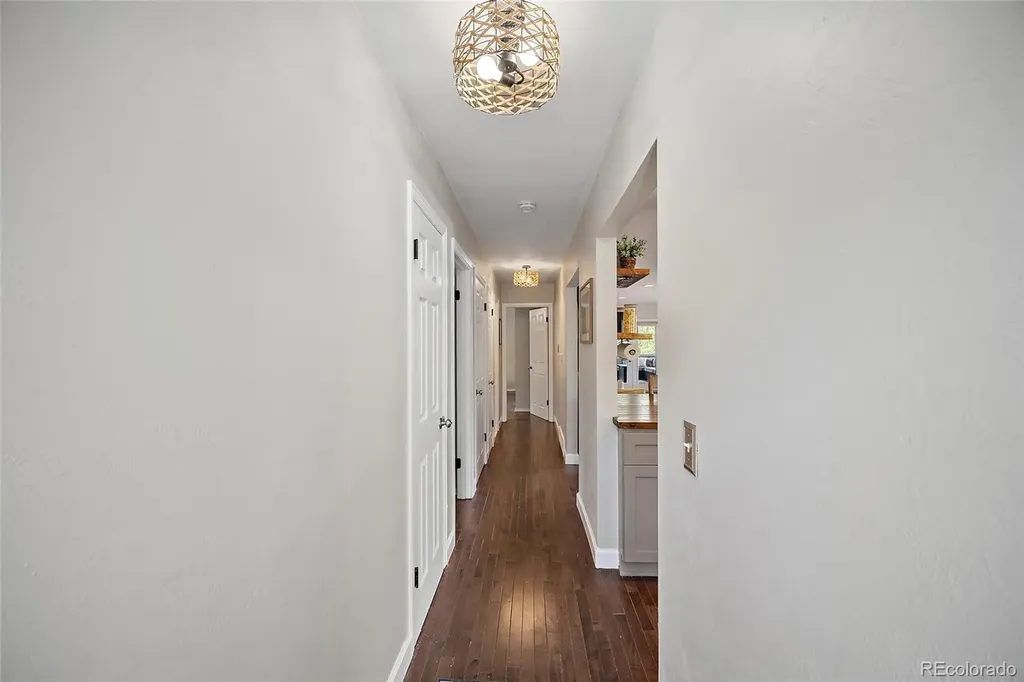 208 Oak Place Manitou Springs CO 80829