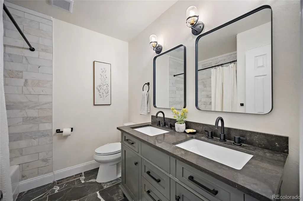 208 Oak Place Manitou Springs CO 80829