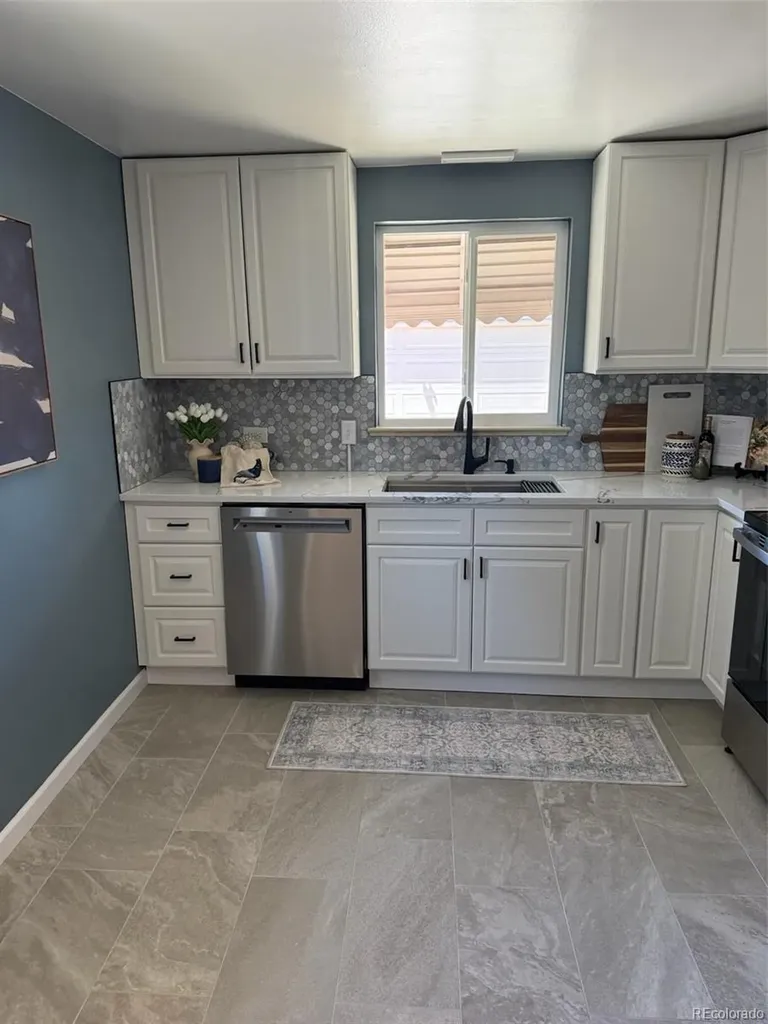 2127 Niagara Street Denver CO 80207