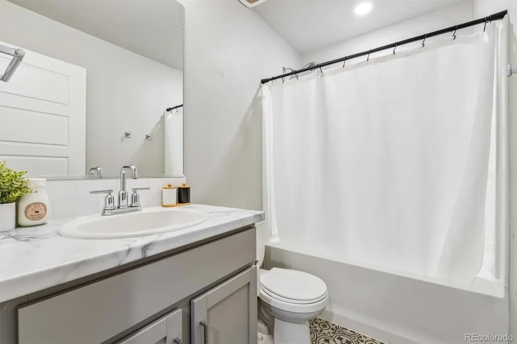 379 Beckwourth Avenue Fort Lupton CO 80621