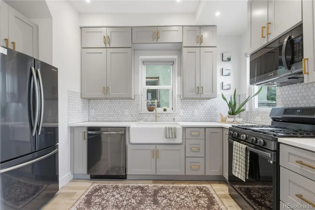1419 S Acoma Street Denver CO 80223